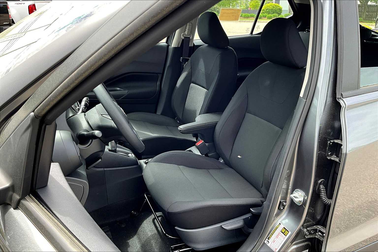 2025 Nissan Kicks Play S - Photo 11