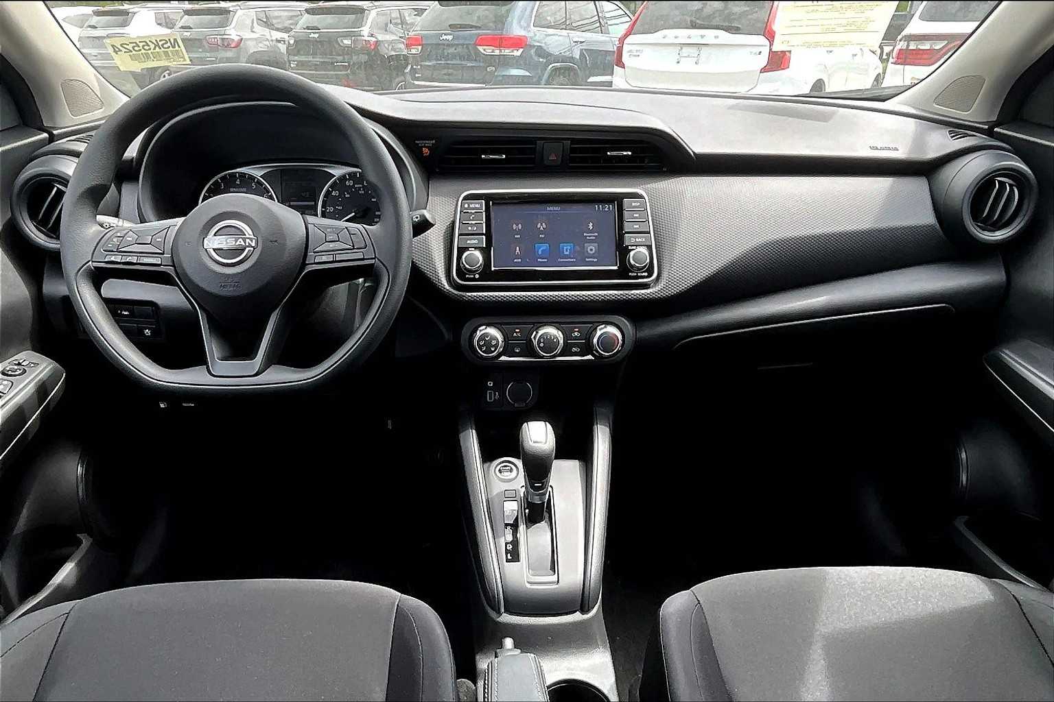 2025 Nissan Kicks Play S - Photo 12