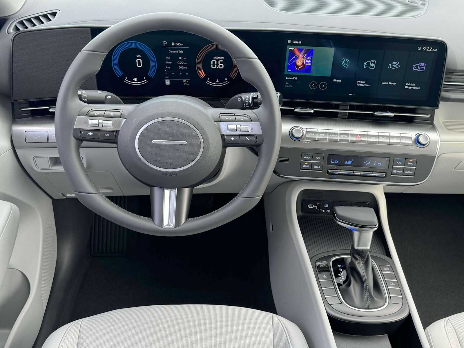 2025 Hyundai Kona SEL - Photo 17