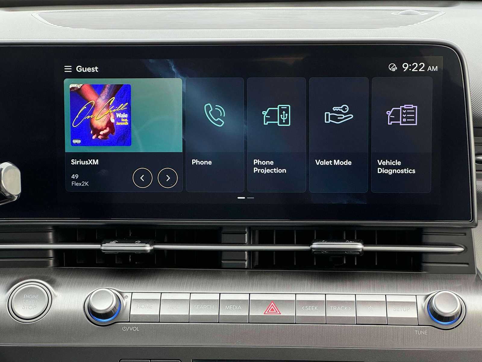 2025 Hyundai Kona SEL - Photo 19