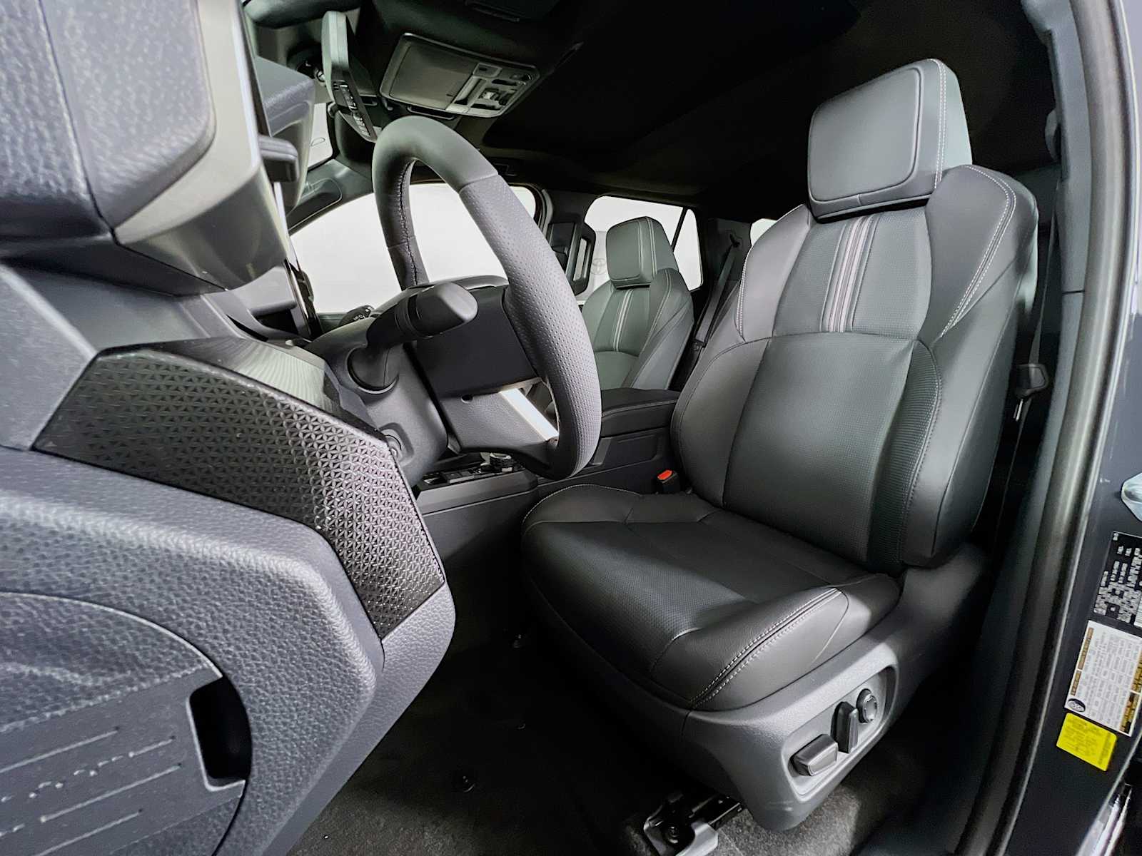 2025 Toyota 4Runner Limited - Photo 12
