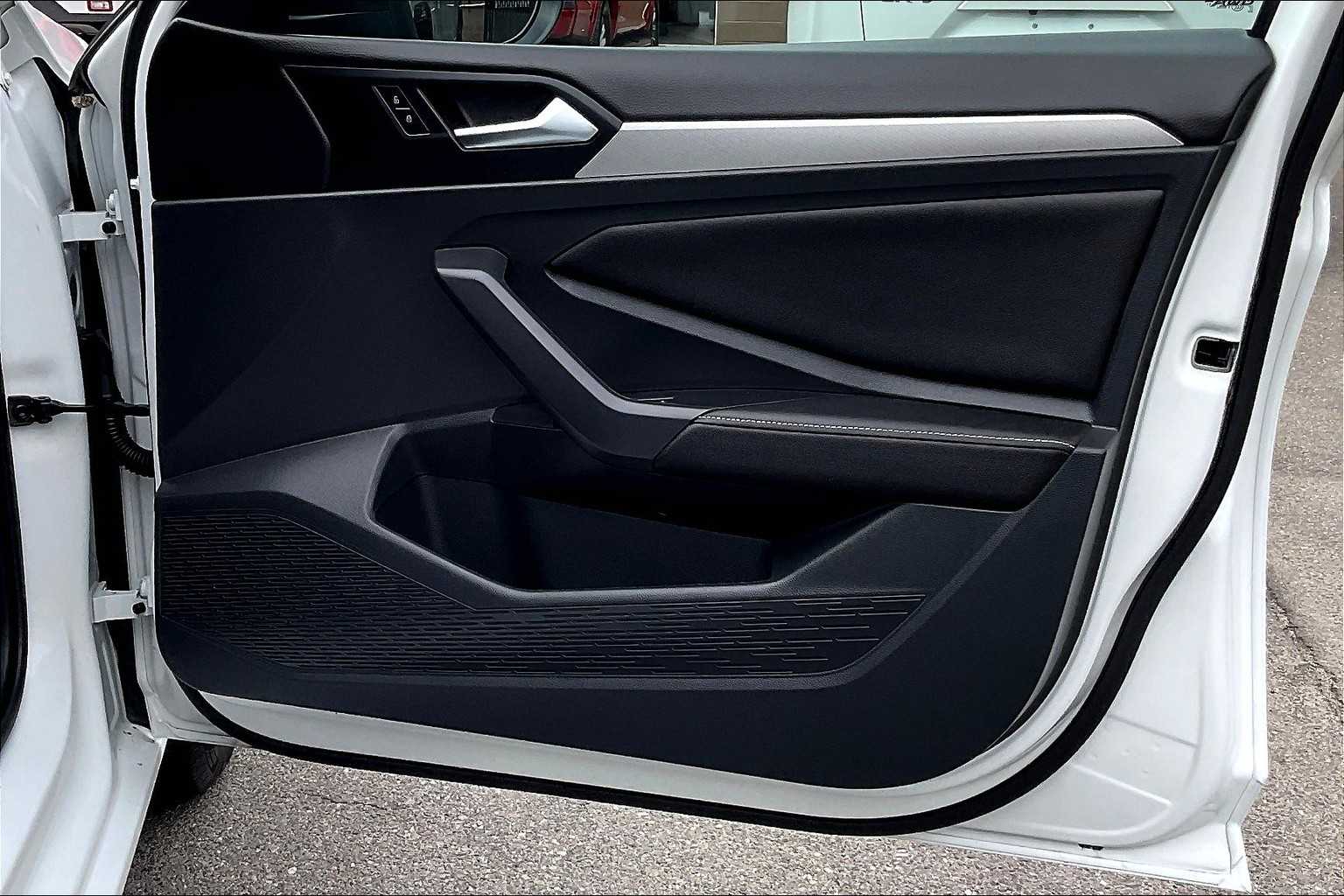 2023 Volkswagen Jetta Sport - Photo 12