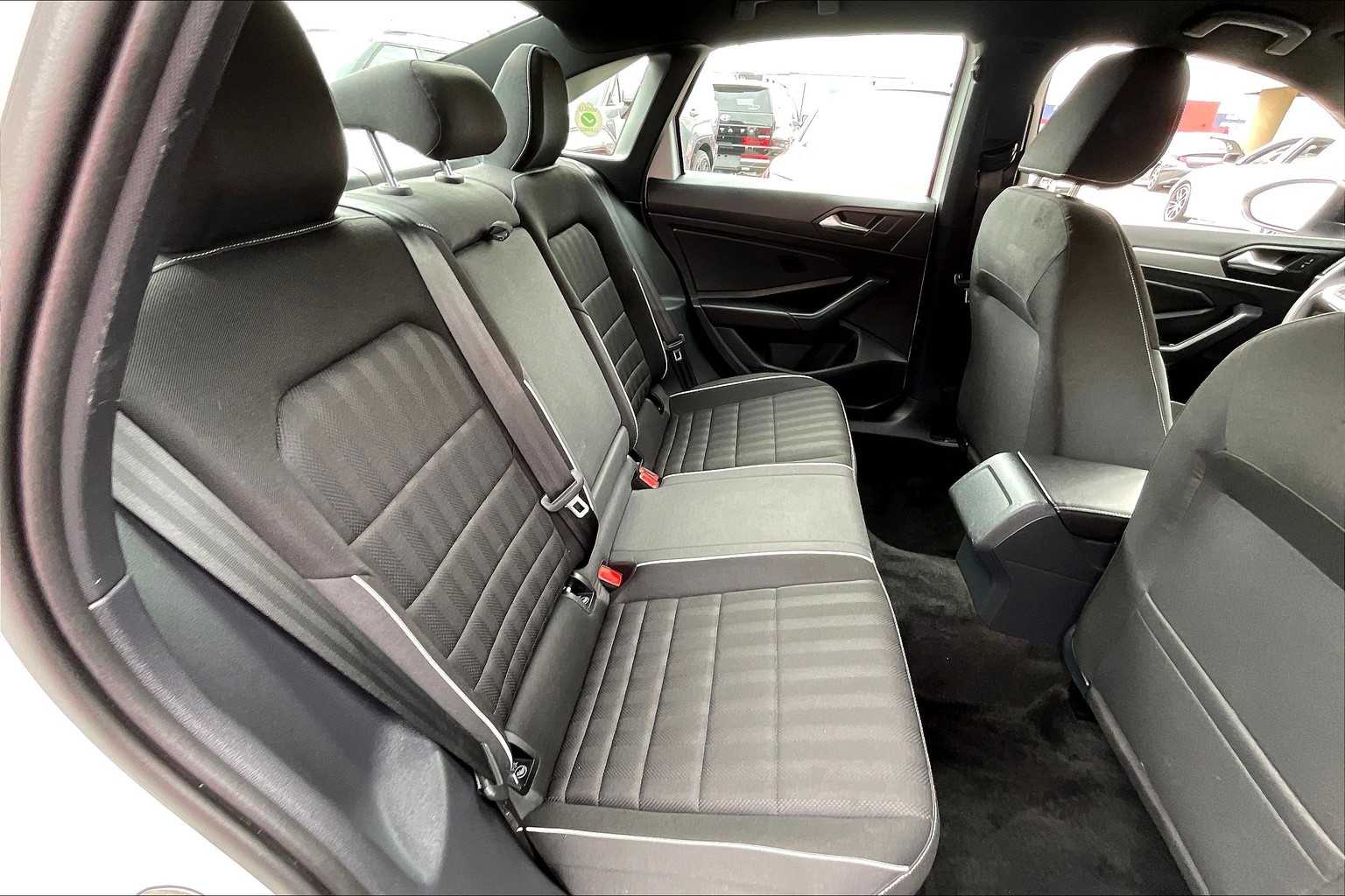2023 Volkswagen Jetta Sport - Photo 16
