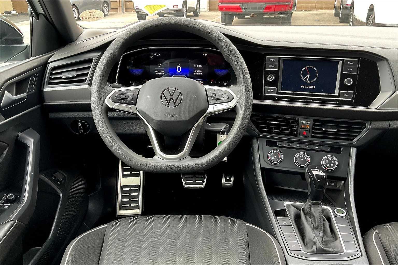 2023 Volkswagen Jetta Sport - Photo 17