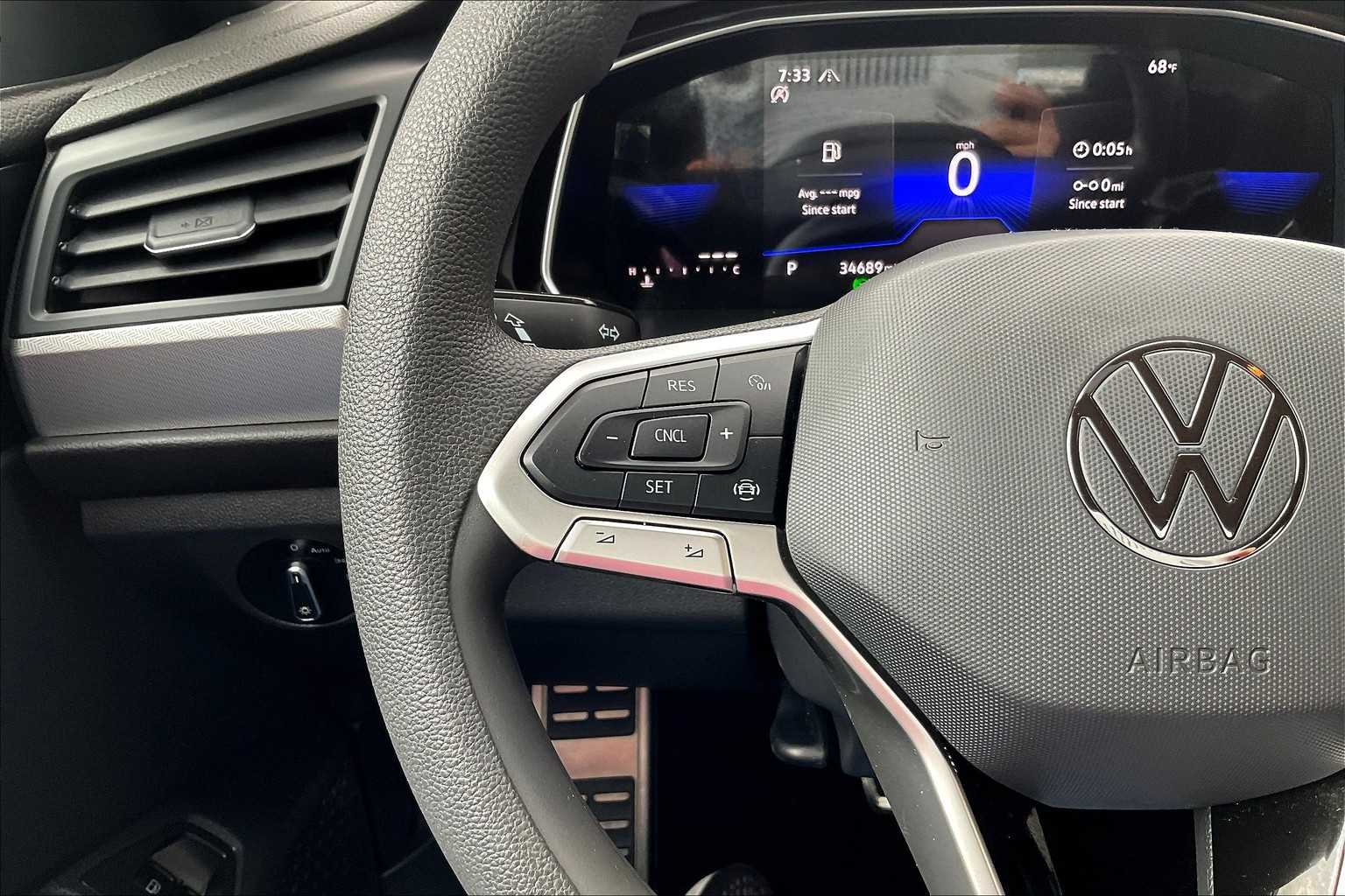 2023 Volkswagen Jetta Sport - Photo 22
