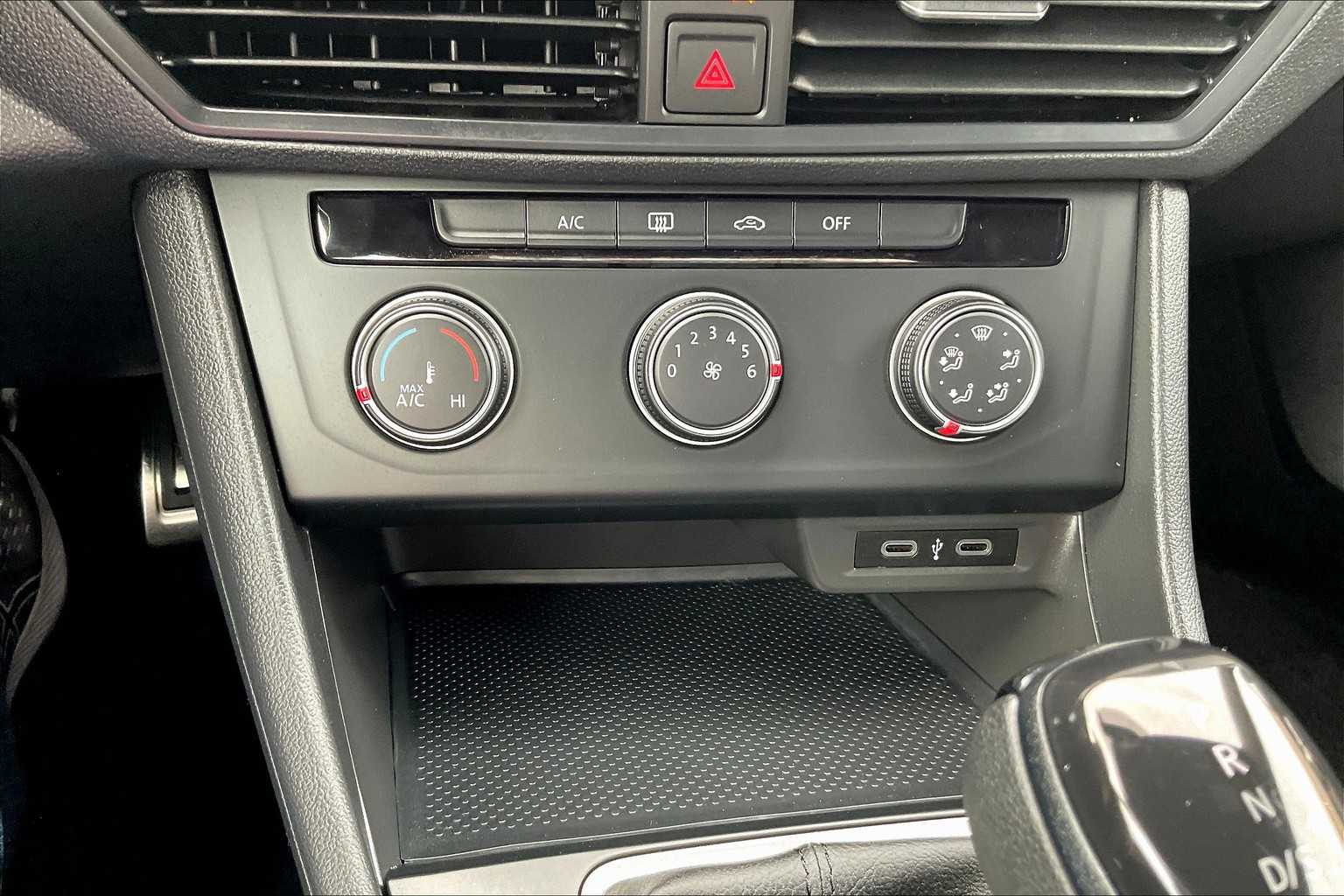 2023 Volkswagen Jetta Sport - Photo 25