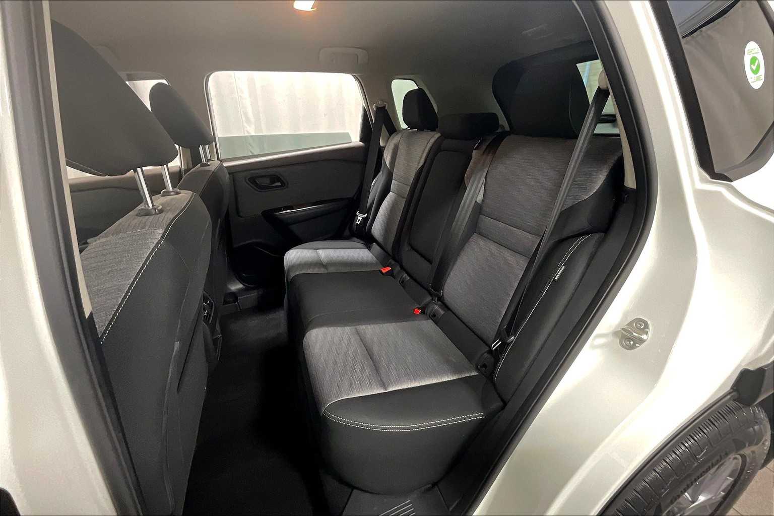 2021 Nissan Rogue S - Photo 15