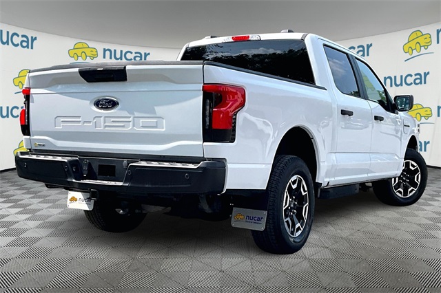2023 Ford F-150 Lightning Pro - Photo 13