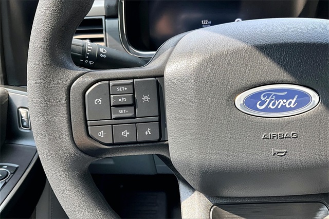 2023 Ford F-150 Lightning Pro - Photo 23