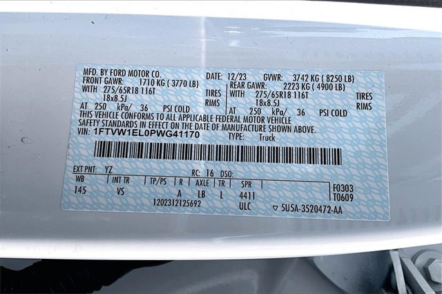 2023 Ford F-150 Lightning Pro - Photo 34