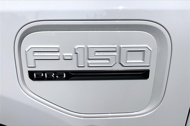 2023 Ford F-150 Lightning Pro - Photo 8