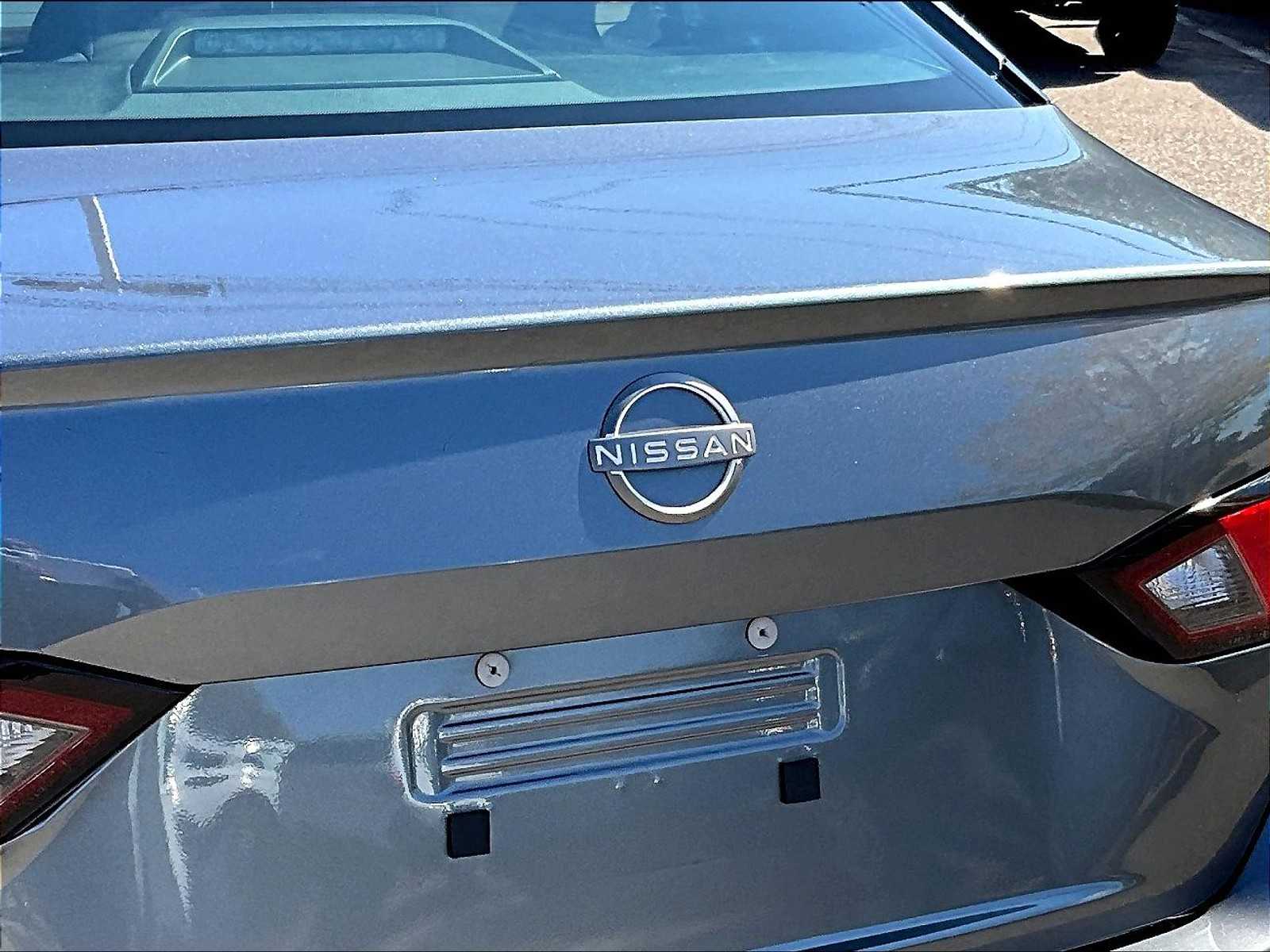 2023 Nissan Altima 2.5 SV - Photo 26