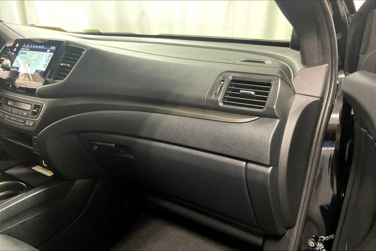 2022 Honda Pilot TrailSport - Photo 13