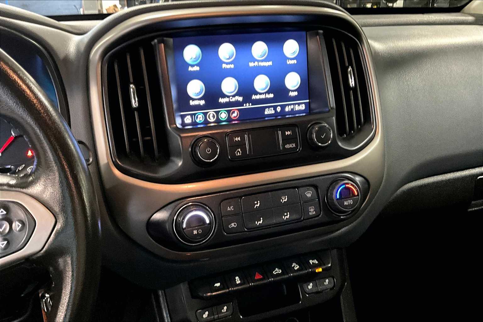 2022 Chevrolet Colorado 4WD Z71 - Photo 18
