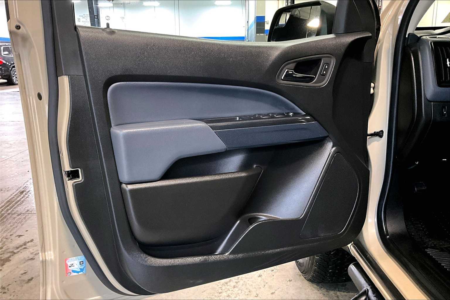 2022 Chevrolet Colorado 4WD Z71 - Photo 9