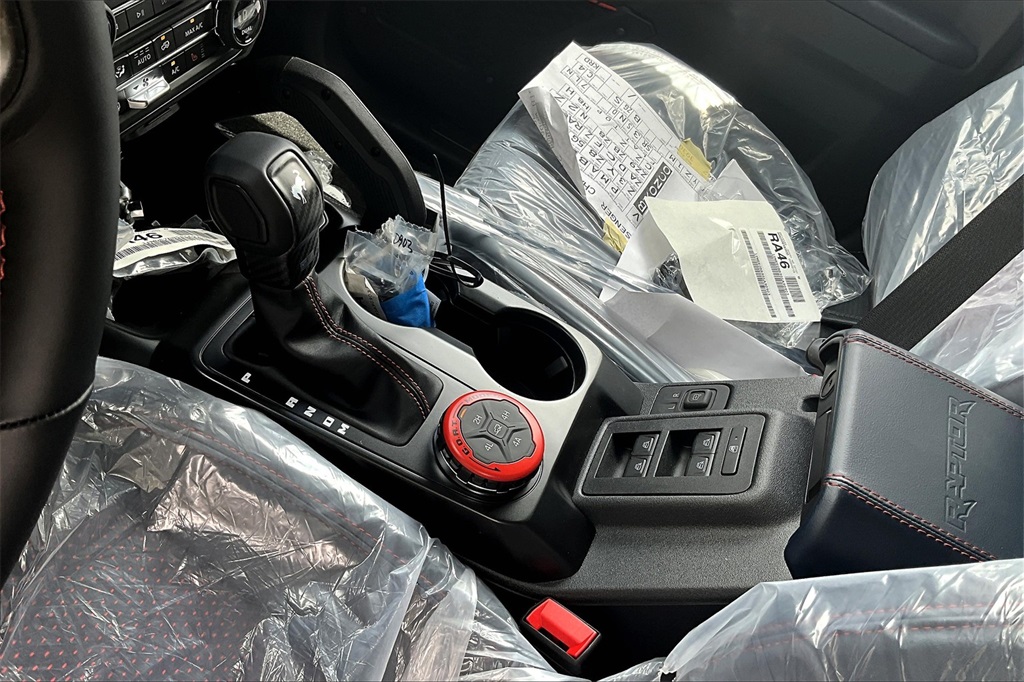2025 Ford Bronco Raptor - Photo 9