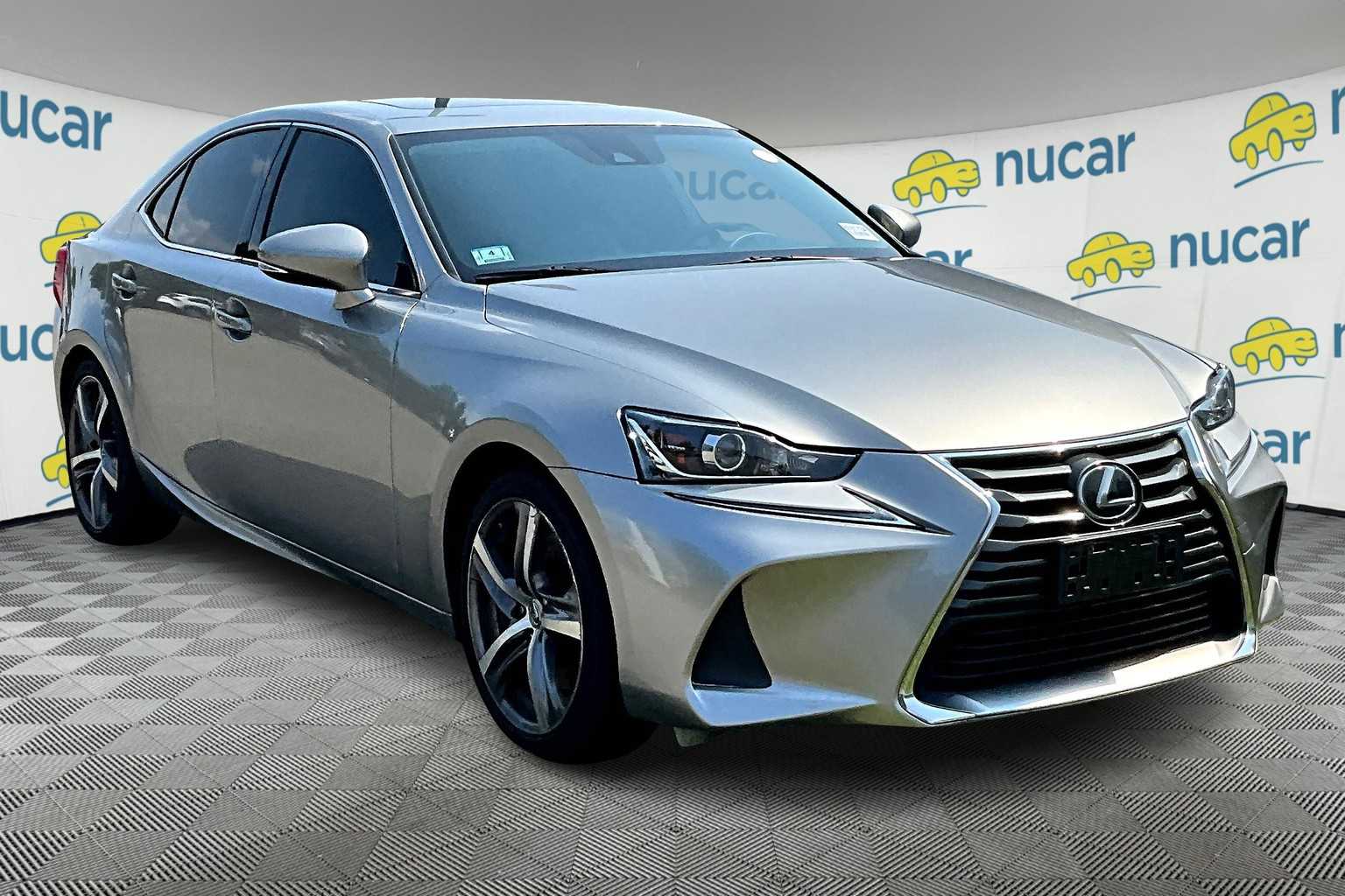 2017 Lexus IS 