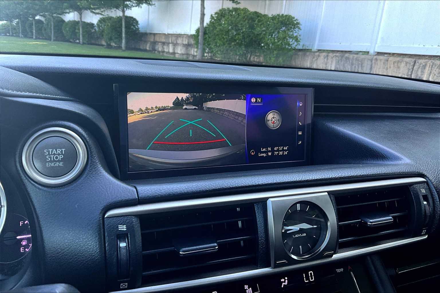 2017 Lexus IS  - Photo 19
