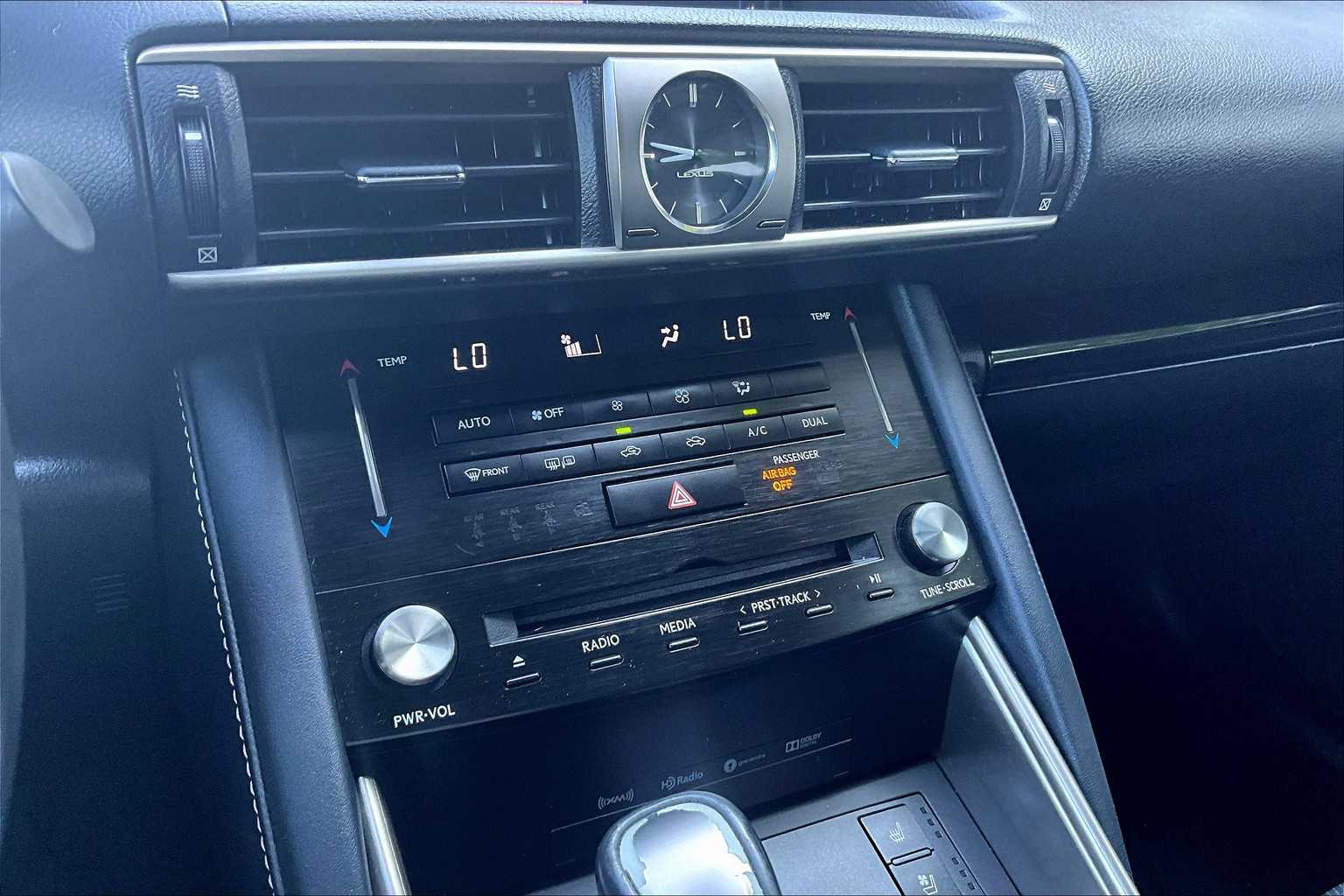 2017 Lexus IS  - Photo 26