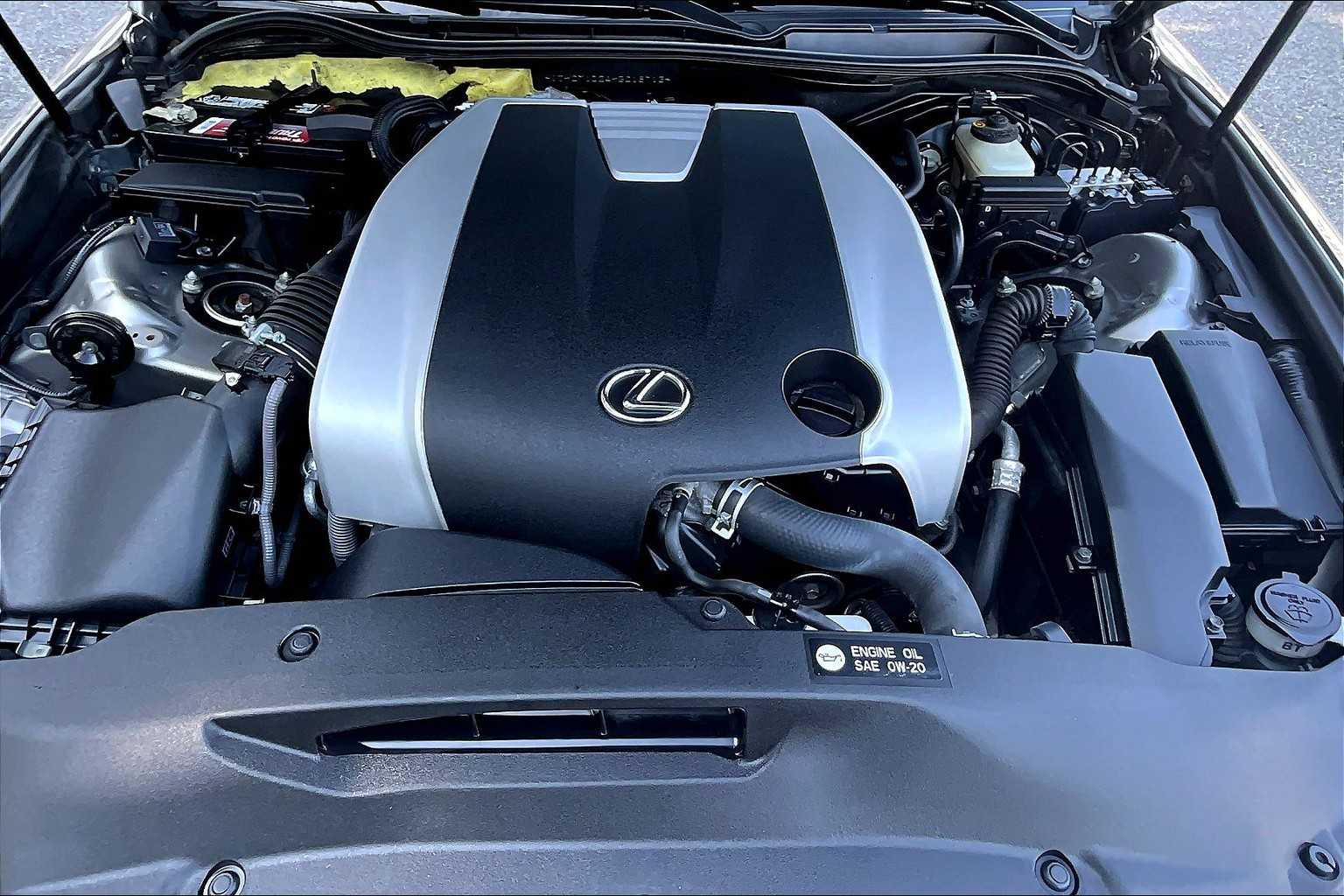 2017 Lexus IS  - Photo 29