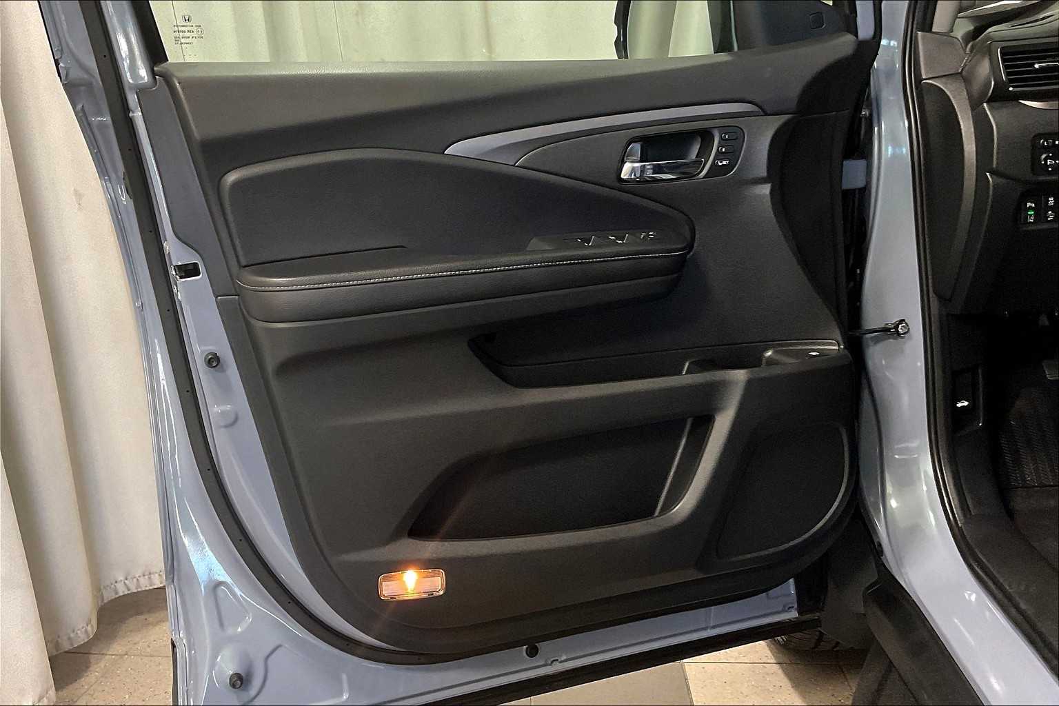 2023 Honda Ridgeline RTL-E - Photo 9