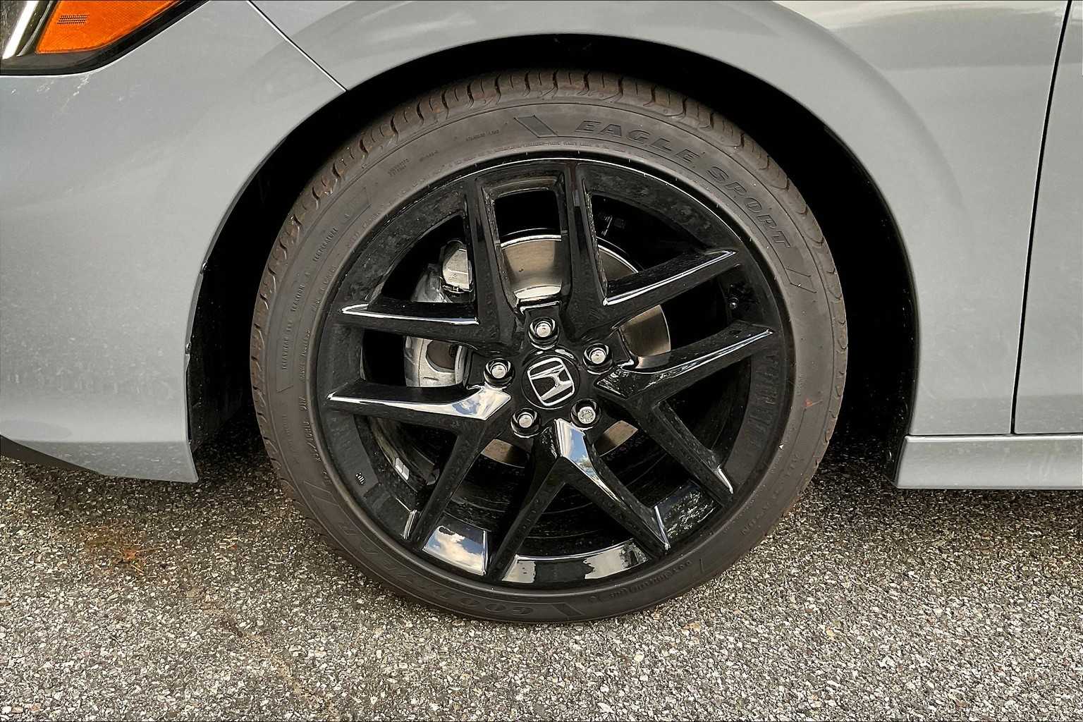 2026 Honda Civic Sport - Photo 8