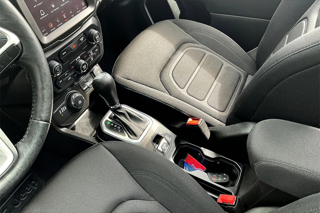 2020 Jeep Renegade Latitude - Photo 20