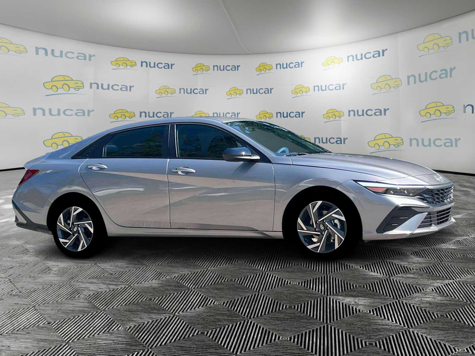 2025 Hyundai Elantra SEL Sport - Photo 11