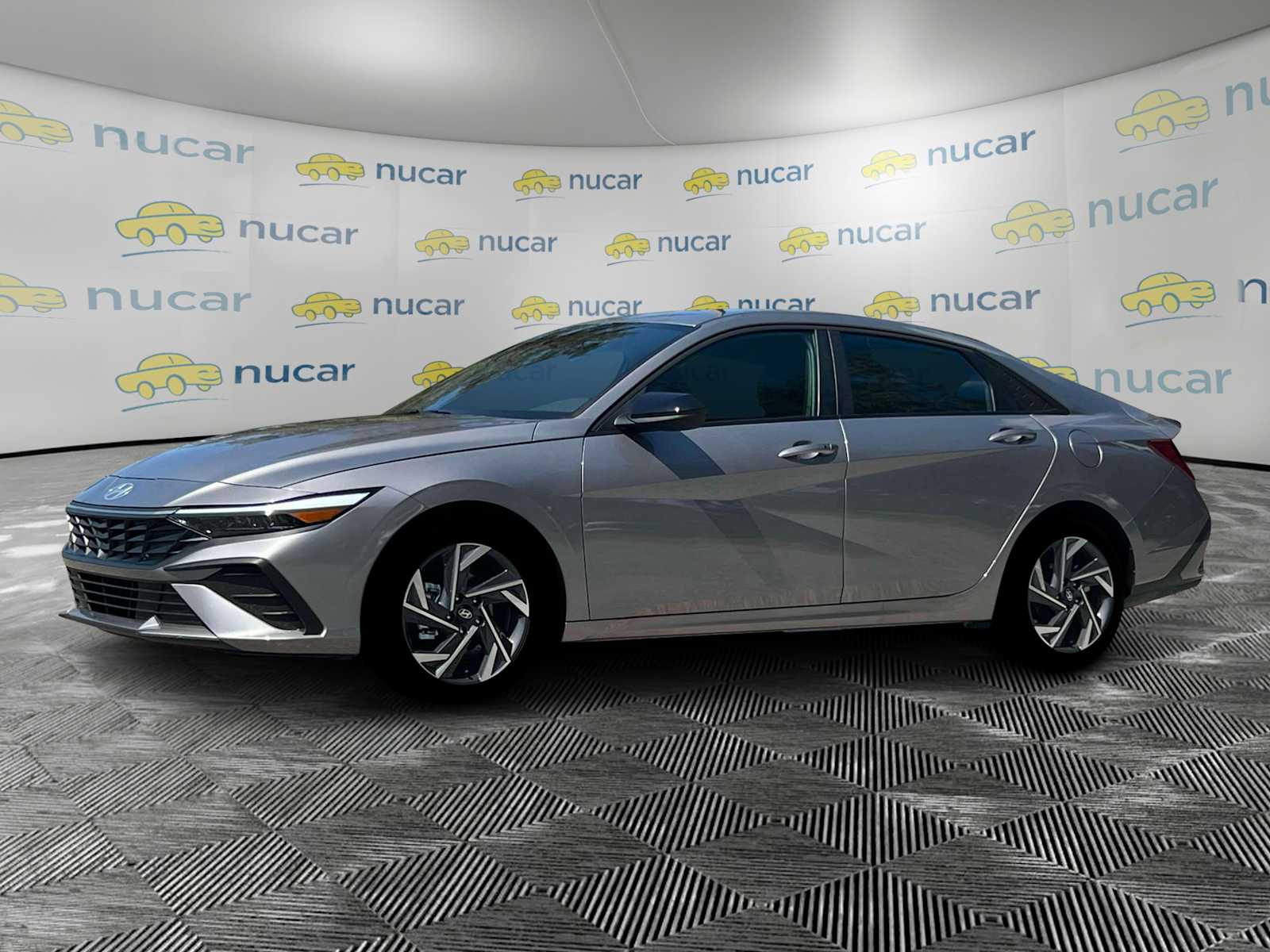 2025 Hyundai Elantra SEL Sport - Photo 3