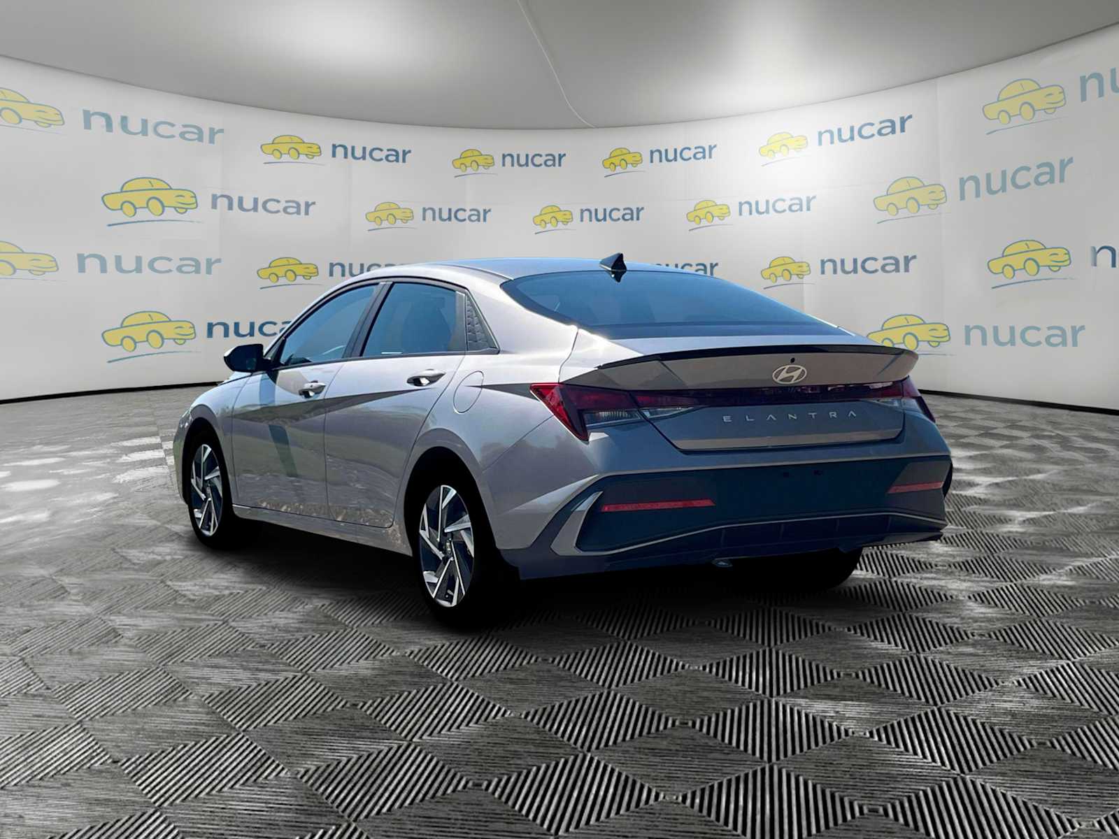 2025 Hyundai Elantra SEL Sport - Photo 6
