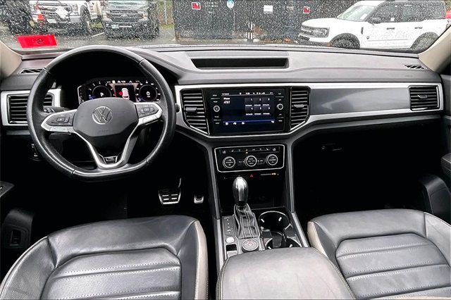 2022 Volkswagen Atlas 3.6L V6 SEL Premium R-Line - Photo 16