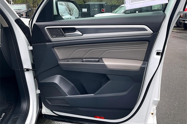 2022 Volkswagen Atlas 3.6L V6 SEL Premium R-Line - Photo 20
