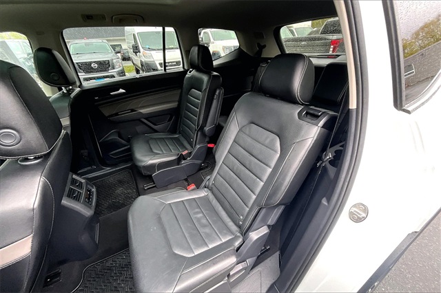2022 Volkswagen Atlas 3.6L V6 SEL Premium R-Line - Photo 22