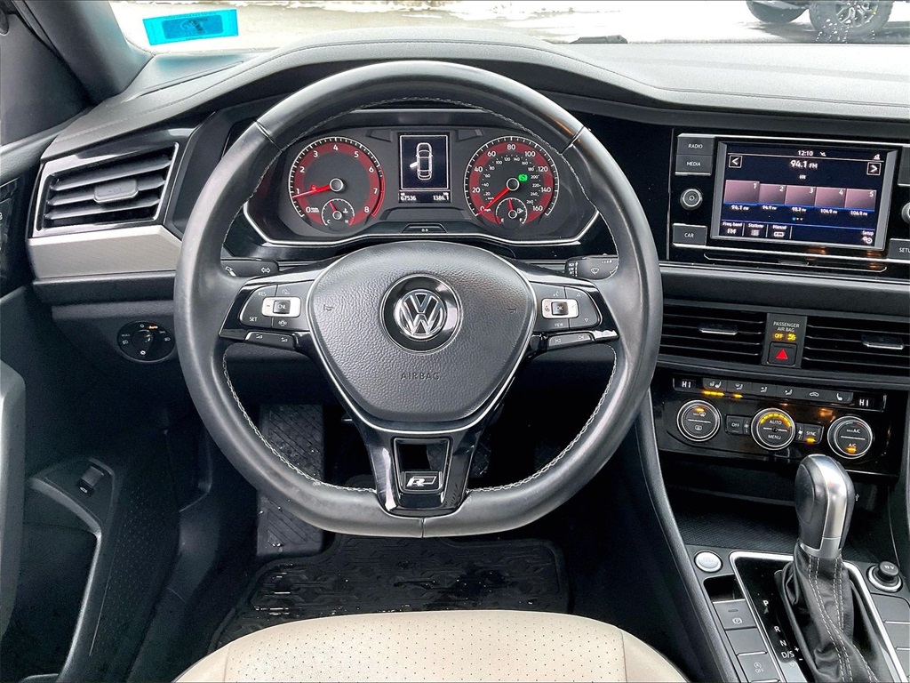 2019 Volkswagen Jetta R-Line - Photo 16