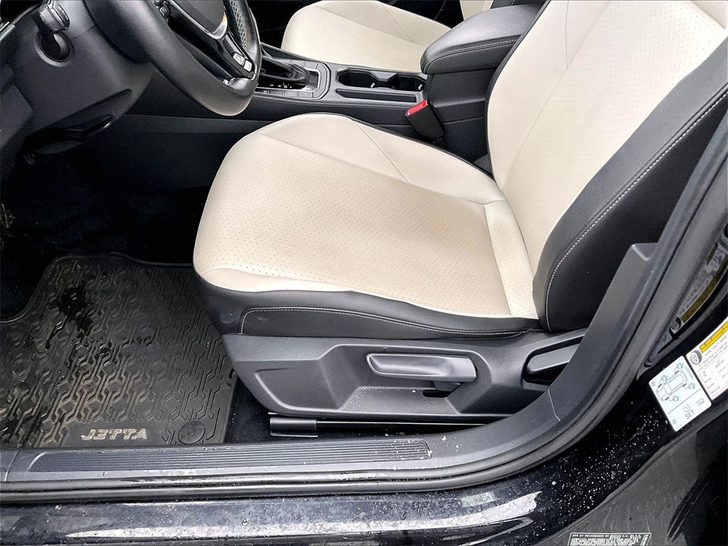 2019 Volkswagen Jetta R-Line - Photo 31