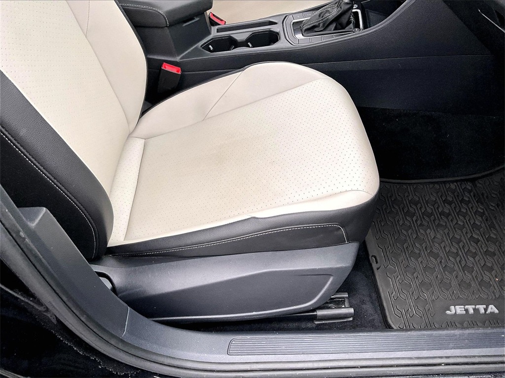 2019 Volkswagen Jetta R-Line - Photo 33