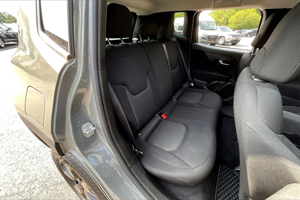 2021 Jeep Renegade Sport - Photo 19