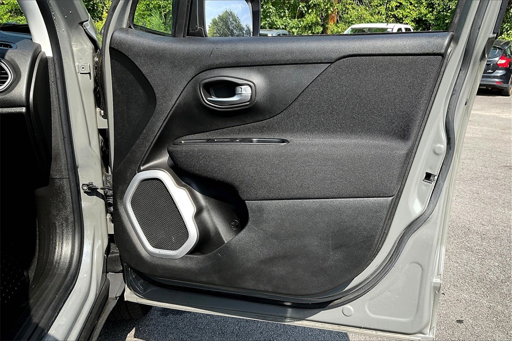 2021 Jeep Renegade Sport - Photo 26