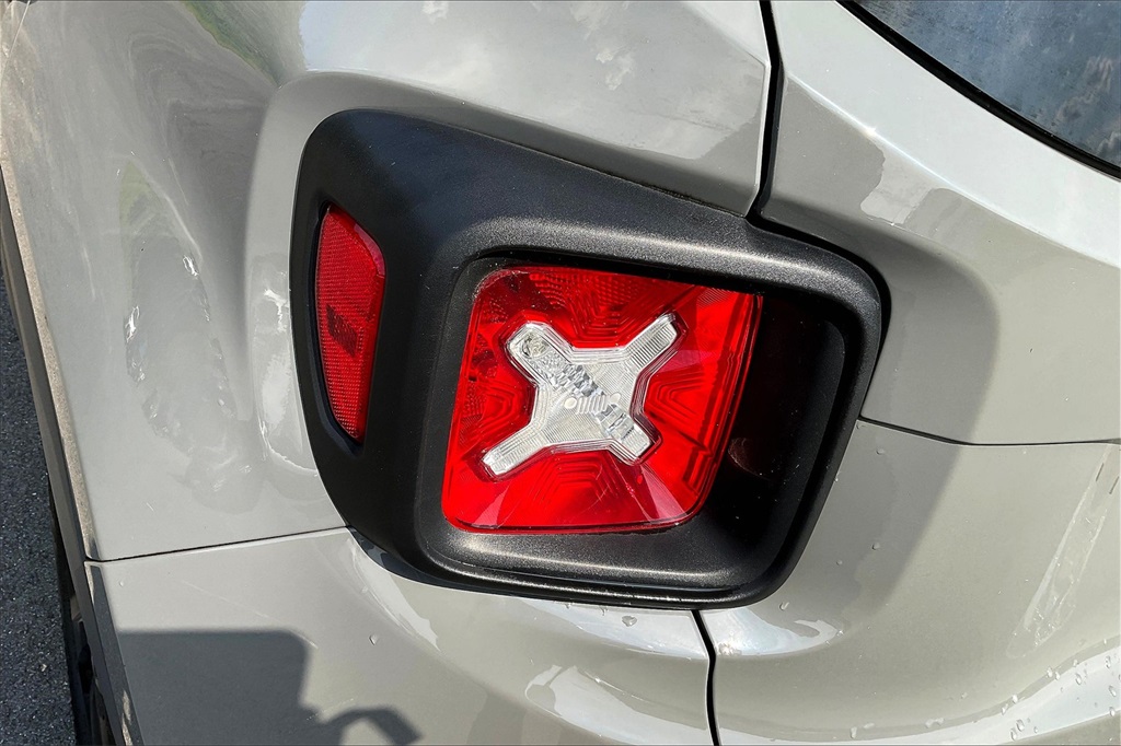 2021 Jeep Renegade Sport - Photo 30