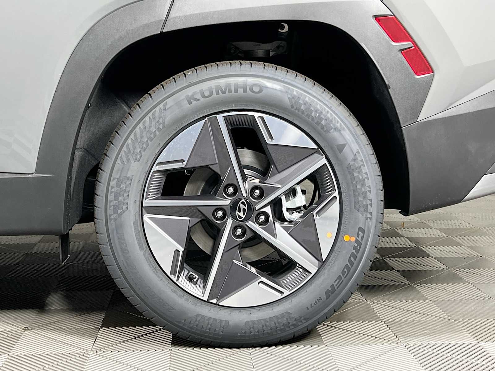 2026 Hyundai Tucson SEL - Photo 17