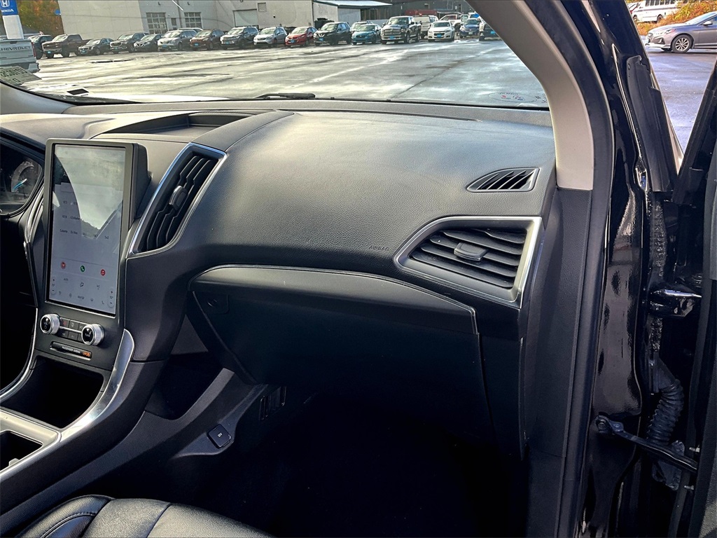 2022 Ford Edge Titanium - Photo 13