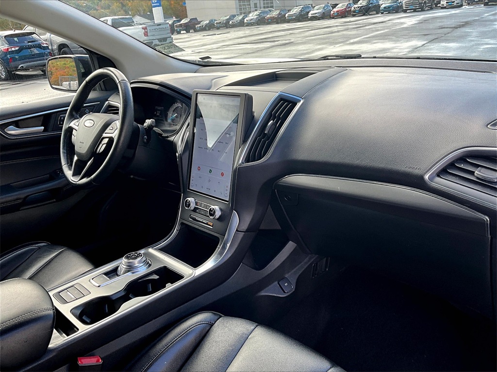 2022 Ford Edge Titanium - Photo 14