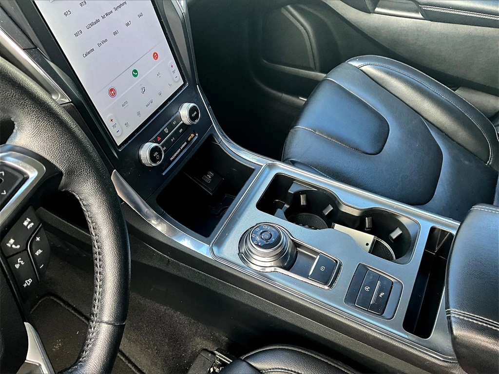 2022 Ford Edge Titanium - Photo 20