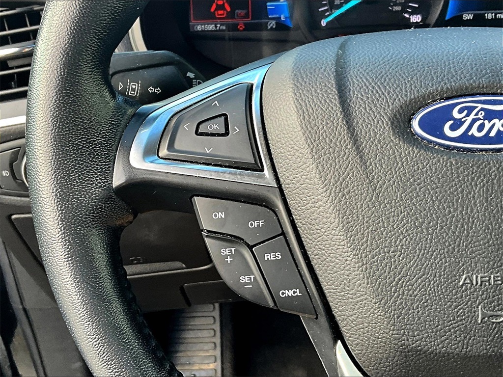 2022 Ford Edge Titanium - Photo 22