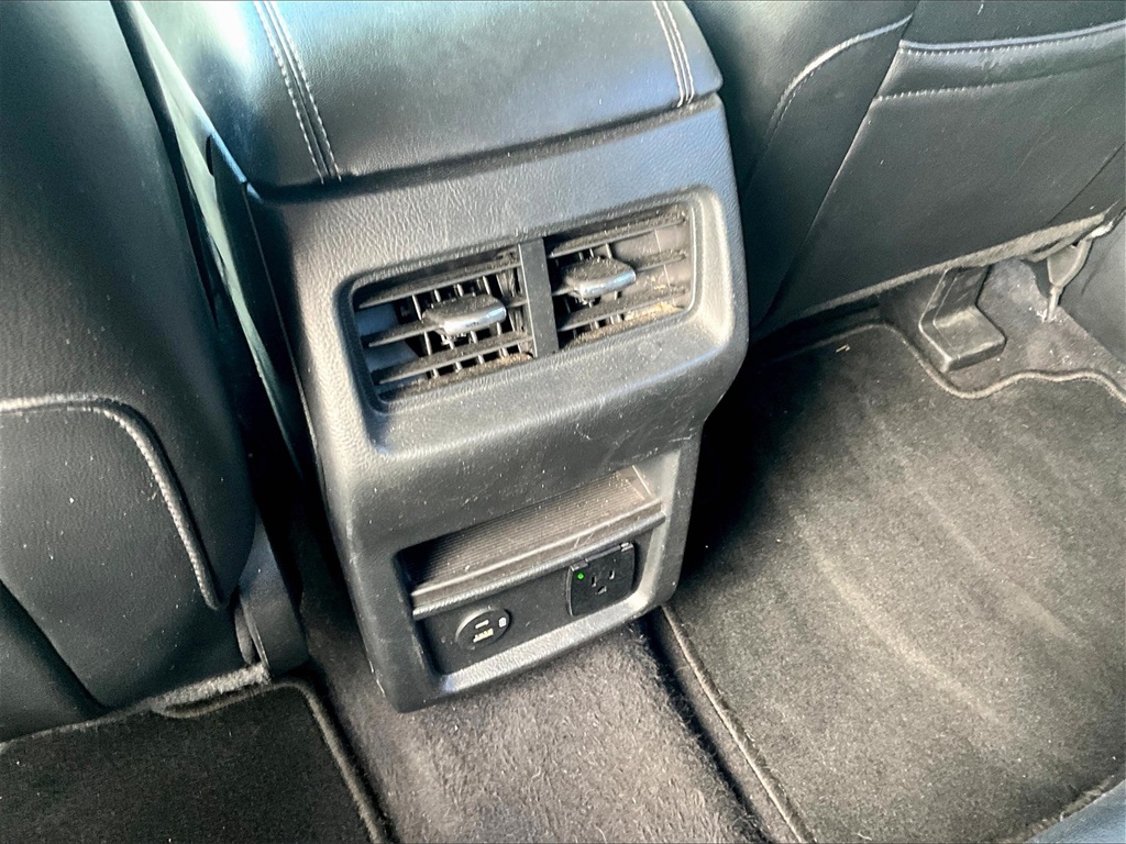 2022 Ford Edge Titanium - Photo 27