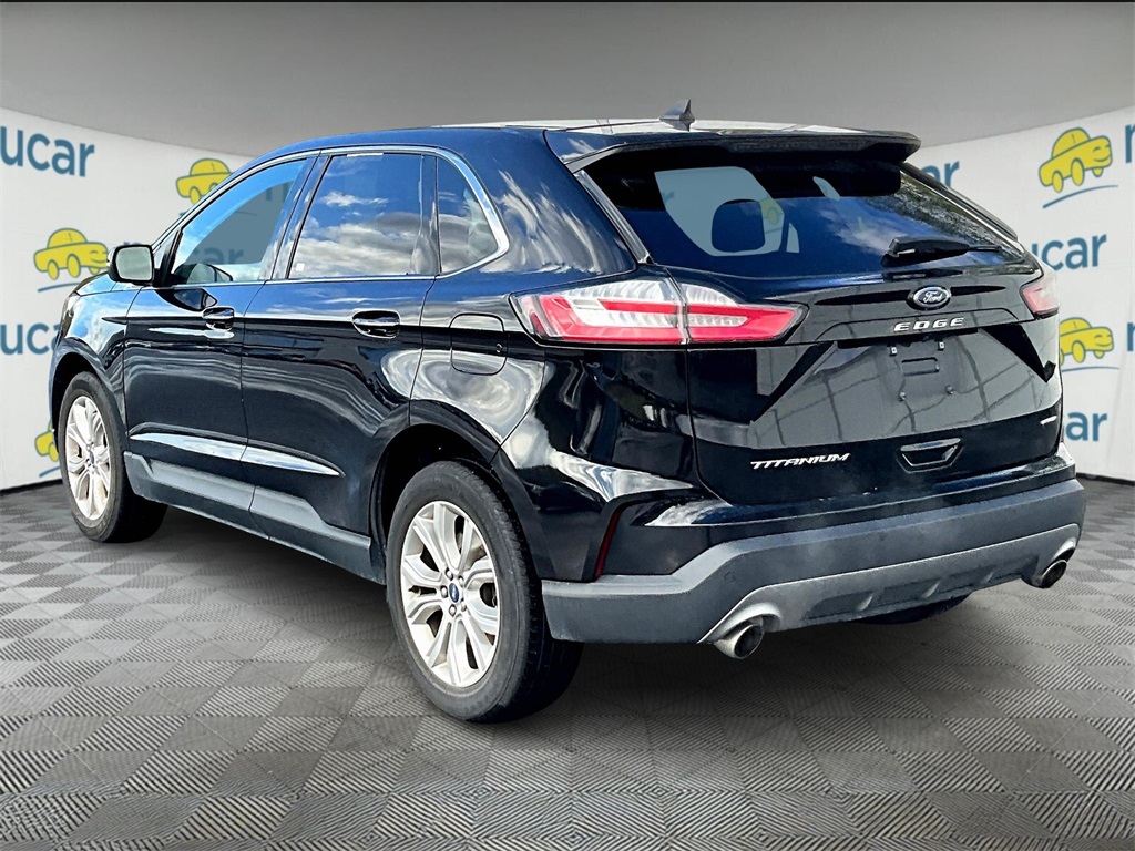 2022 Ford Edge Titanium - Photo 4