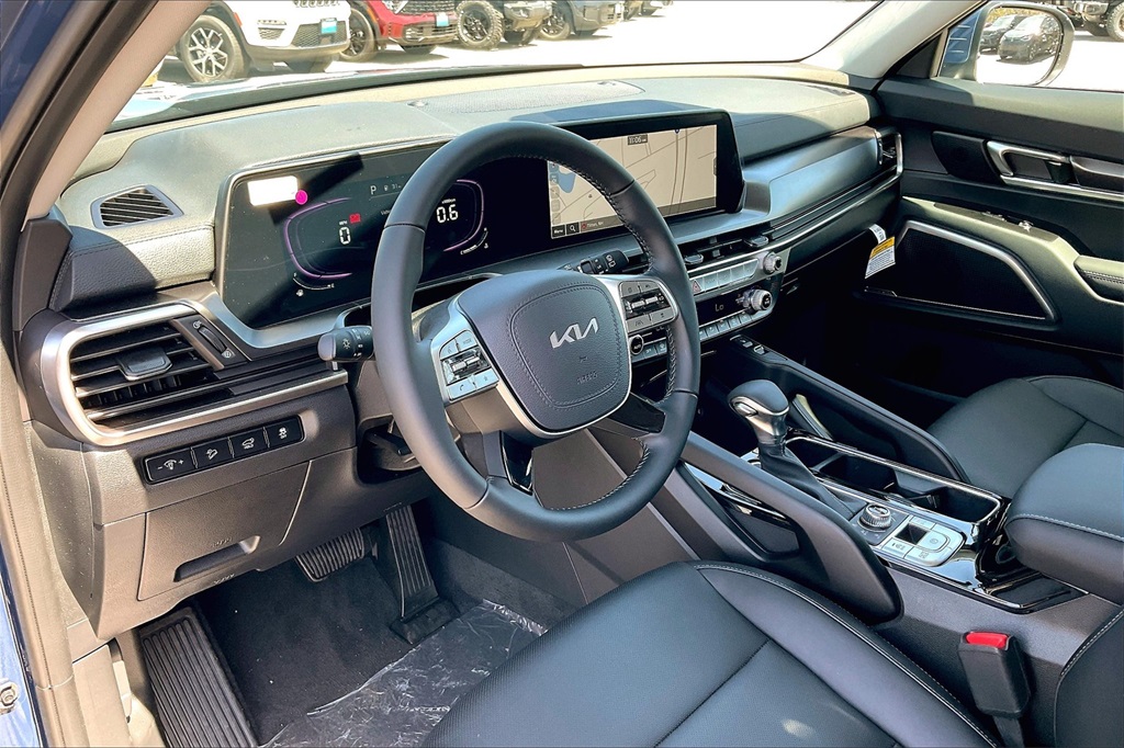 2025 Kia Telluride S - Photo 9