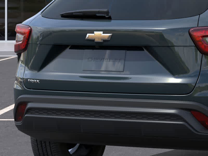 2025 Chevrolet Trax LS - Photo 14