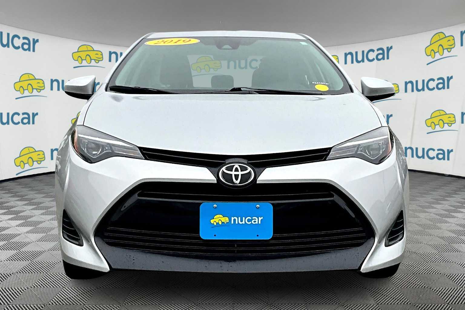 2019 Toyota Corolla LE - Photo 2