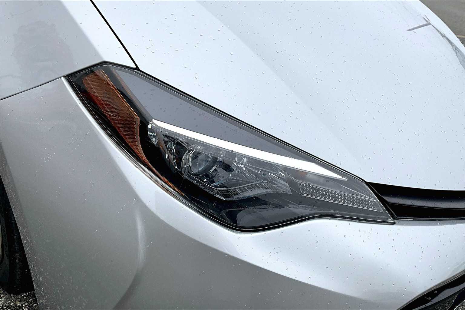2019 Toyota Corolla LE - Photo 31